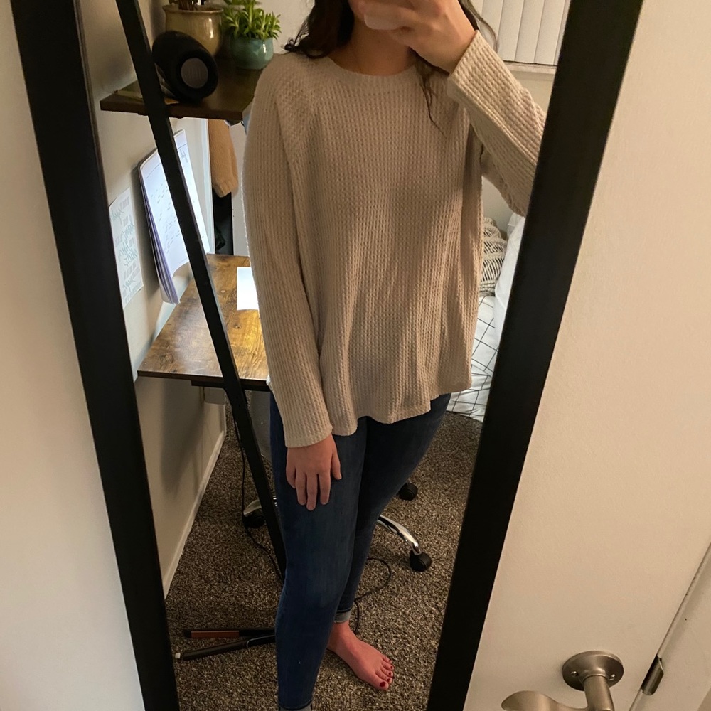American Eagle top